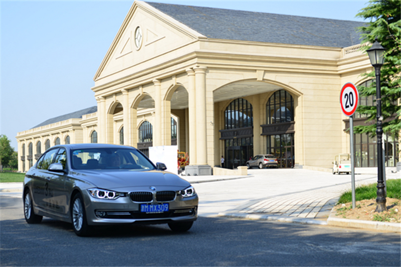 BMW 3系助阵环亚马球赛 展运动王者魅力
