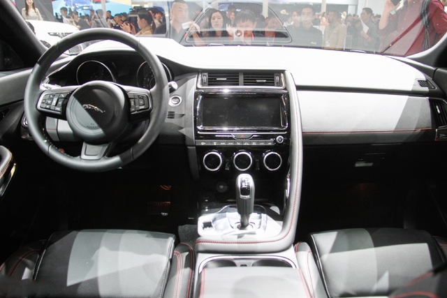 捷豹E-PACE国产版将推5款车型 8月正式上市