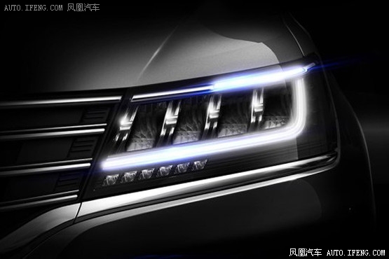 荣威新SUV新LED大灯 