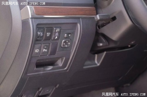 20款丰田酷路泽4500柴油GXR 刺绣限量版